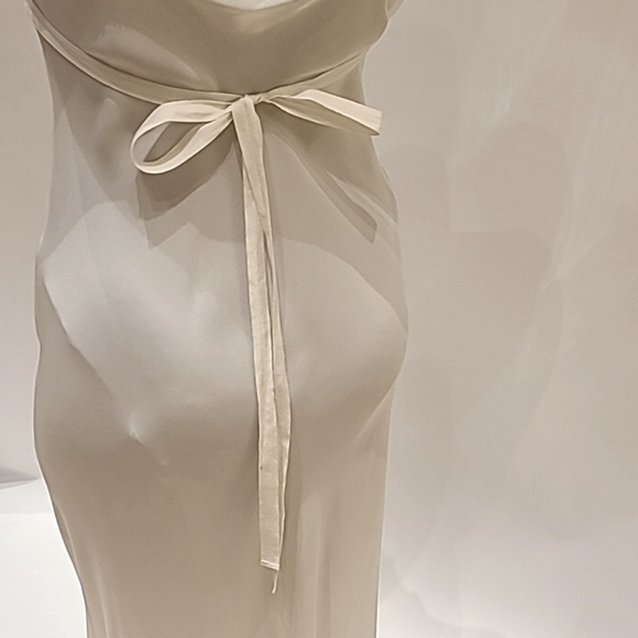 Vera Wang silk nightgown full length with crystals size M 100% silk - Picture 8 of 11